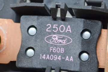 JAGUAR S-TYPE X200 SKŘÍŇKA POJISTEK JEDNOTKA F60B-14A094-AA 2.5 BENZÍN
