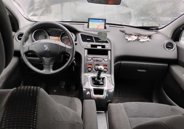 Peugeot 5008 I Minivan 2.0 HDi FAP 150KM 2013 Peugeot 5008 2013r, 2.0 HDI. Uszkodzony przod. 2.0 Diesel 150KM, zdjęcie 6