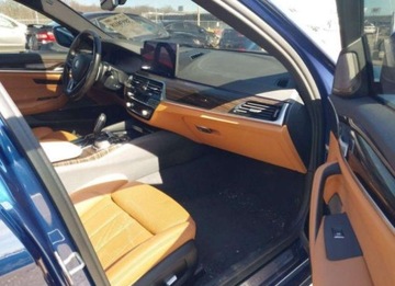 BMW Seria 5 G30-G31 2021 BMW Seria 5 2021, 3.0L, 4x4, od ubezpieczalni 3.0 Benzyna 335KM, zdjęcie 9