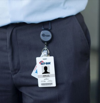 KEY-BAK SIDEKICK Втягивающий темляк 0KB1-0A21