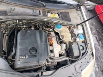 Volkswagen Passat B5 Sedan 1.8 T 20V 150KM 2003 Volkswagen Passat 1.8T b+g 150km 03r, zdjęcie 7