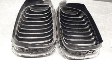 8208671 8208672 MŘÍŽKA MASKA BMW E46 KPL
