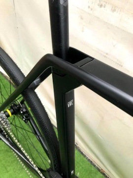Дорожный велосипед Votec VRX CARBON SRAM RIVAL AXS 2X12S FRAME L 57CM