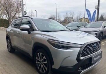 Toyota Corolla Cross 2.0 Hybrid Dynamic Force 197KM 2022 Toyota Corolla Cross Toyota Corolla Cross 2.0 Hybrid Style 2.0 Hybryda, zdjęcie 10