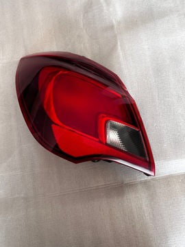 LAMPA TYLNA LEWA OPEL CORSA E 5 DRZWIOWA 14R->