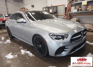 Mercedes Klasa E W213 Kombi Facelifting 2.0 E300 258KM 2021 Mercedes-Benz Klasa E 2021r., E 350 4matic, 2L, od ubezpieczalni 2.0 259KM