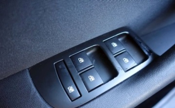 Opel Zafira C Tourer 1.6 CDTI ecoFLEX 120KM 2014 Opel Zafira 1.6CDTI 120KM 7osobowy Oryginalny przebieg Nowy rozrzad Zero k, zdjęcie 24