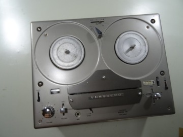 ДВУХГУСНИЧНЫЙ КАТУШЕЧНЫЙ МАГНИТОФОН TANDBERG SERIES 92