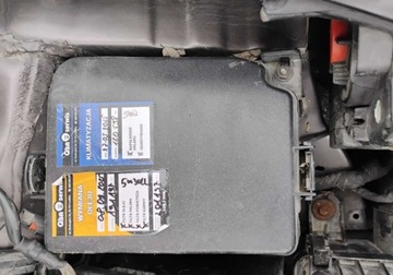 Hyundai i30 II 2015 Hyundai i30 2015r. 1.6 CRDI. Uszkodzony tyl i lekko lewy przod. Jezdzi., zdjęcie 21