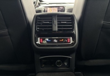 Volkswagen Arteon Fastback Facelifting 2.0 TSI 190KM 2022 Volkswagen Arteon R-Line 2.0TSI 190KM DSG Matrix ACC Kamera Kessy DCC 20 E, zdjęcie 15