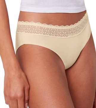 Beżowe MAJTKI DAMSKIE dopasowane GŁADKIE FIGI Triumph Feel of Modal Tai XL