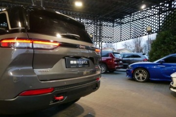 Jeep Grand Cherokee IV 2022 Jeep Grand Cherokee Trailhawk Panorama Alcantara Wentylacja Pneumat 2Zone, zdjęcie 29