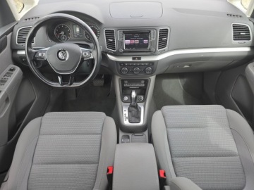 Volkswagen Sharan II Van Facelifting 1.4 TSI 150KM 2021 Volkswagen Sharan Automat 1.4TSI 150KM 7os Salon P, zdjęcie 8