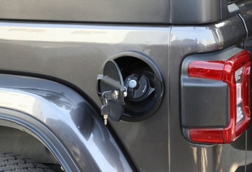 Крышка бензобака на Jeep Wrangler JL JLU 2018-21