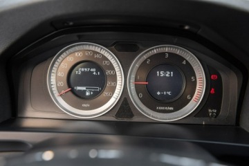 Volvo V60 I Kombi 2.0 D3 163KM 2012 Volvo V60 R-Design 2.0d D4 163KM 5cylinów Manual, zdjęcie 30