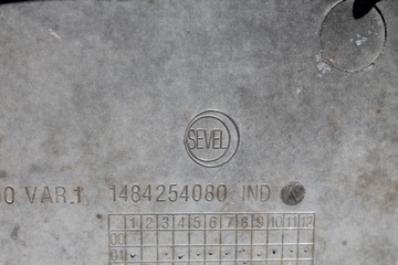 BLATNÍK PRAVÝ PŘEDNÍ PEUGEOT 807 CITROEN C8 01- 1484254080