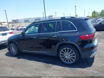 Mercedes GLB 2021 Mercedes-Benz GLB 2021 Mercedes-Benz GLB GLB 250 SUV 2.0 Benzyna 221KM, zdjęcie 12