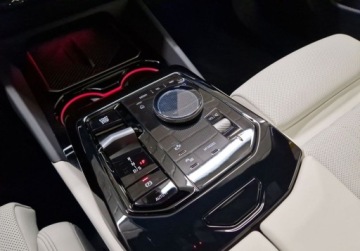 BMW Seria 5 G90-91 Sedan Plug-In 3.0 50e 489KM 2025 BMW Seria 5 xDrive Bowers Wilkins, Dach panoramiczny, Fotele wentylowane, zdjęcie 7