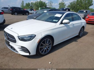 Mercedes Klasa E W214 2023 Mercedes-Benz Klasa E 350 4Matic 2023 2.0l 2.0 Benzyna 255KM, zdjęcie 1