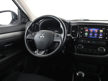 Mitsubishi Outlander III SUV Facelifting 2017 2.0 150KM 2017 Mitsubishi Outlander niski przebieg kamera grzane, zdjęcie 15