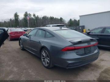 Audi A7 C8 2021 Audi A7 Sportback Premium Plus 55 TFSI 2021 3.0 Benzyna 335KM, zdjęcie 2