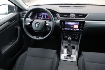 Skoda Superb III Liftback Facelifting 2.0 TSI 190KM 2022 Skoda Superb 2.0 TSI, Salon Polska, Serwis ASO, zdjęcie 6