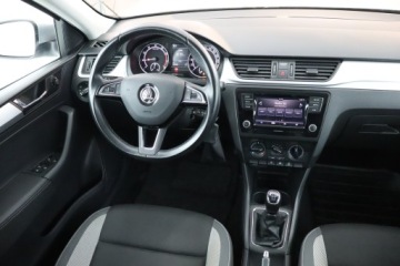 Skoda Rapid II Liftback Facelifting 1.0 TSI 95KM 2018 Skoda Rapid 1.0 TSI, Salon Polska, Klima, zdjęcie 6