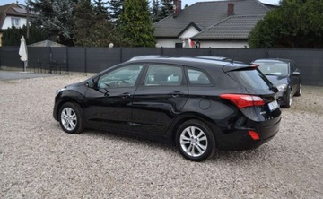 Hyundai i30 2014 Hyundai i30 1.4 Benzyna Nawigacja Klimatyzacja Cz.parkowania 1.4 Benzyna, zdjęcie 9