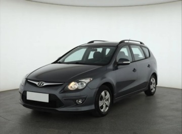 Hyundai i30 I CW Facelifting 1.4 DOHC 109KM 2011 Hyundai i30 1.4 CVVT, Klima, zdjęcie 1