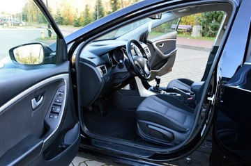 Hyundai i30 II Wagon 1.6 CRDi 110KM 2015 Hyundai i30 1,6 CRDi Ledy Duża Navi Kamera, zdjęcie 4
