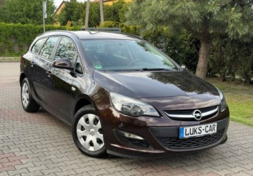 Opel Astra J Sports Tourer 1.4 Twinport ECOTEC 100KM 2012 Opel Astra 1,4 100KM Lift Navi Klima Tempomat 4xEl. Szyby Bezwypadkowy Ser, zdjęcie 6