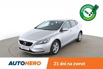 Volvo V40 II Hatchback Facelifting 2.0 D2 120KM 2018 Volvo V40 GRATIS! Pakiet Serwisowy o wartości