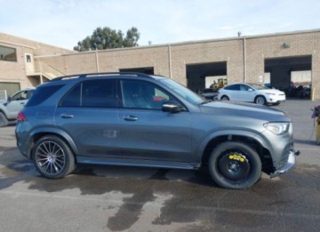 Mercedes GLE V167 2022 Mercedes-Benz GLE 2022, 2.0L, 4x4, od ubezpieczalni 2.0 Benzyna 255KM, zdjęcie 2