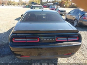 Dodge Challenger III 2019 Dodge Challenger RT, 2019r., 5.7L 5.7 Benzyna 372KM, zdjęcie 5
