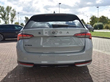Skoda Octavia IV Liftback 1.5 TSI EVO 150KM 2025 SKODA Octavia Sportline 1.5 TSI mHEV DSG Combi 150KM 2025, zdjęcie 3