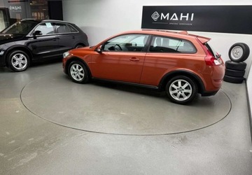 Volvo C30 Hatchback 3d 1.6 D DRIVe 109KM 2010 Volvo C30 DRIVe Kinetic Alu Klima Raty Zamiana 1.6 Diesel 109KM, zdjęcie 6