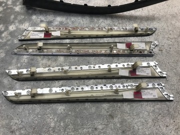 ДЕКОРАЦИЯ ДВЕРИ ТУННЕЛЬ AUDI A4 B8 PIANO ЧЕРНАЯ