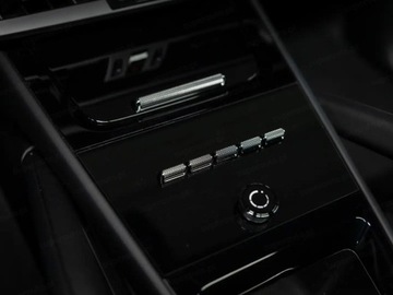 Porsche Cayenne III SUV Facelifting 3.0 353KM 2025 PORSCHE Cayenne Coupe Black Edition Suv 2.0 (353KM) 2025, zdjęcie 7