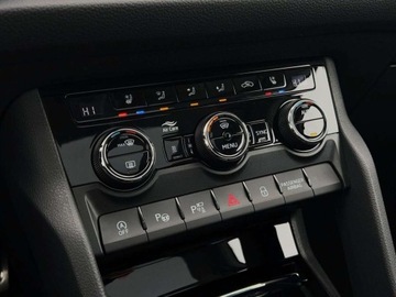 Skoda Kodiaq I SUV Facelifting 2.0 TDI SCR 200KM 2022 Skoda Kodiaq 2.0TDI 200KM LK 4x4 7os. DSG SerwisASO Acc Vavi Matrix Hak FV, zdjęcie 29