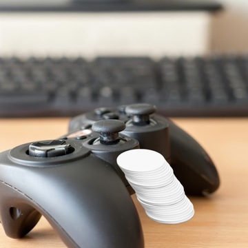 Этикетка для карты NFC. Пустые карты NFC. Этикетка NFC. Чип-теги NFC. Монетная карта NFC.