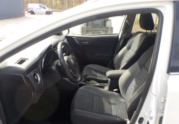 Toyota Auris II 2018 Toyota Auris Okazja 1.8 Hybryda 122KM, zdjęcie 20