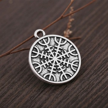 Щит Альгиса Шлем трепета руны амулет-талисман