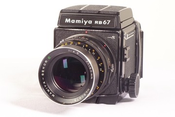 Полный комплект Mamiya RB67 из 3 линз и 3 кассет.