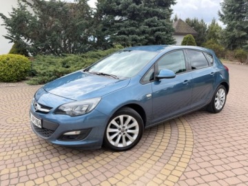 Opel Astra J GTC 1.4 Turbo ECOTEC 140KM 2013 Opel Astra 1.4t 140KM Serwis Gotowy do jazdy 1.4 Benzyna 140KM, zdjęcie 4