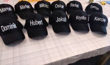 БЕЙСБОЛЬНАЯ КЕПА С ВЫШИВКОЙ СОБСТВЕННЫЙ ГОНОЧНЫЙ ПРИНТ