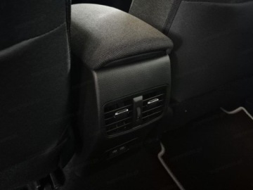 Toyota Corolla XII Sedan Facelifting 1.8 Hybrid 140KM 2025 Od ręki - Style 1.8 Hybrid 140KM | Podgrzewane fotele!, zdjęcie 10