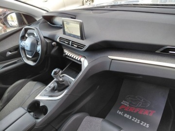 Peugeot 3008 II Crossover 1.2 PureTech 130KM 2019 Peugeot 3008 Full LED Navi Kamera Klimatronik Sensor 1.2 Benzyna 130KM, zdjęcie 15