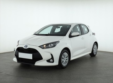 Toyota Yaris IV Hatchback 1.5 Hybrid Dynamic Force 116KM 2022 Toyota Yaris 1.5 VVT-i Hybrid, Salon Polska, zdjęcie 1