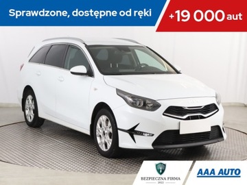 Kia Ceed III Kombi Facelifting 1.5 T-GDI 160KM 2022 Kia Ceed 1.5 T-GDI, Salon Polska, Serwis ASO
