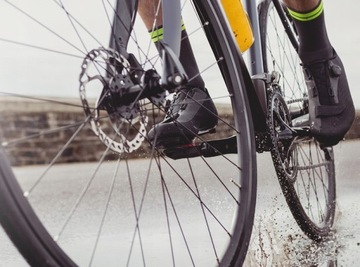 АЛЮМИНИЕВЫЙ ДЕРЖАТЕЛЬ ДЛЯ ВЕЛОСИПЕДА ПРОЧНО ДЕРЖИТСЯ